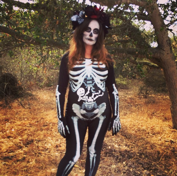 Pregnant skeleton (Instagram/autumnjennings)