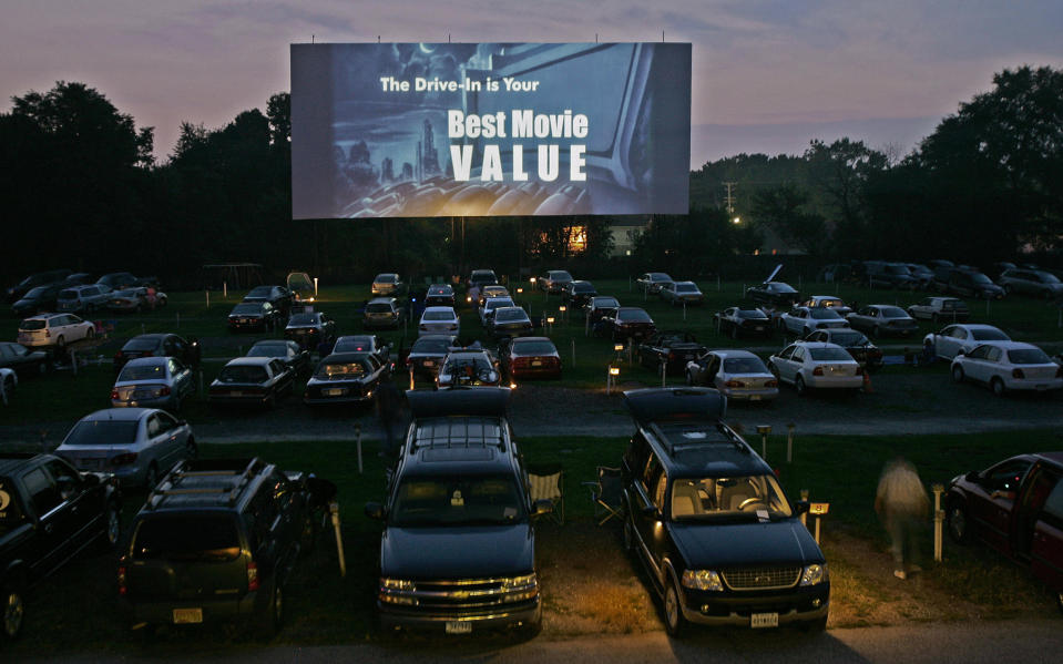 TO GO WITH AFP STORY- Cars full of movie (PAUL J.RICHARDS / AFP/Getty Images)