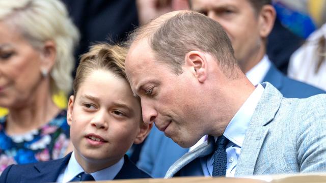 Kate Middleton Seen Looking 'Happy and Healthy' on Visit to Farm Shop with Prince  William: Report