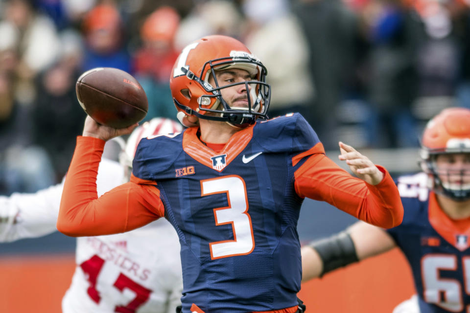 Illinois quarterback Jeff George Jr. (3) threw the most passes of any Illinois QB in 2017. (AP Photo/Bradley Leeb)