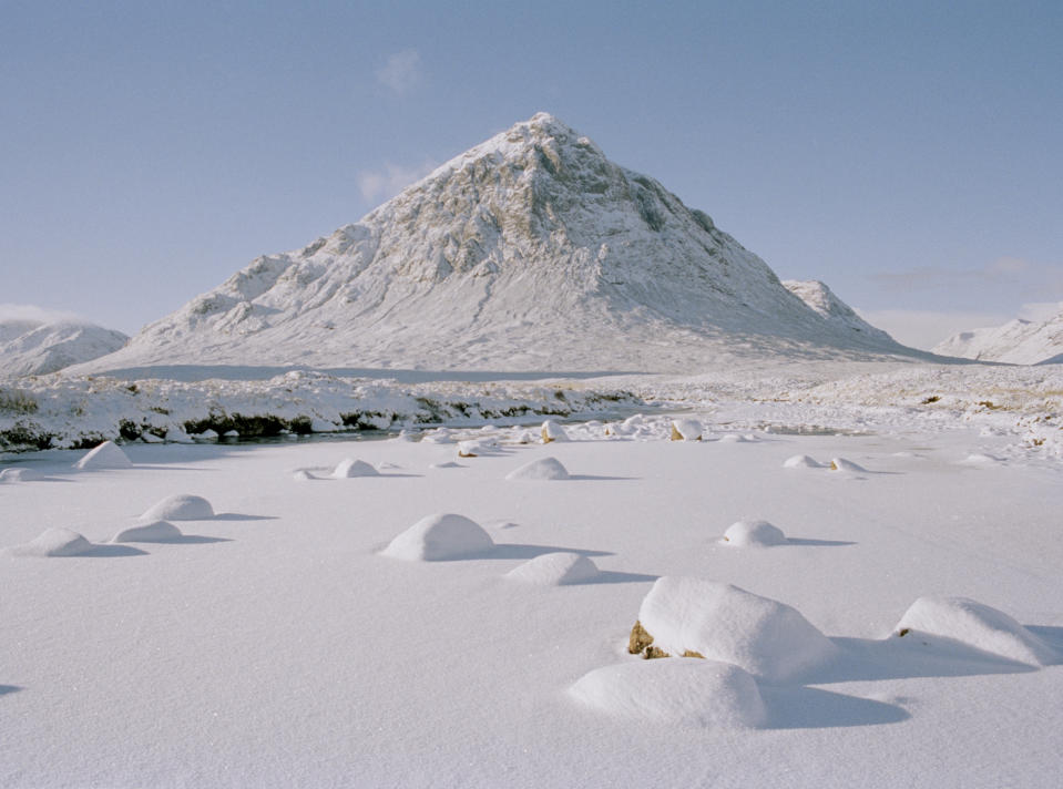 Great Britain, Scotland, Argyll and Bute, Glencoe, Buachaille Etive Mor, frozen mountainous area