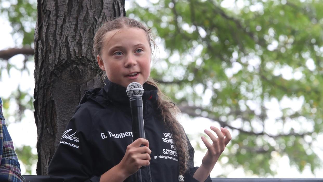 Greta Thunberg nach ihrer Ankunft. Die Klimaaktivistin war am 14. August im englischen Plymouth zu einer Atlantiküberquerung mit dem Rennsegler «Malizia» aufgebrochen. Foto: Mary Altaffer/AP