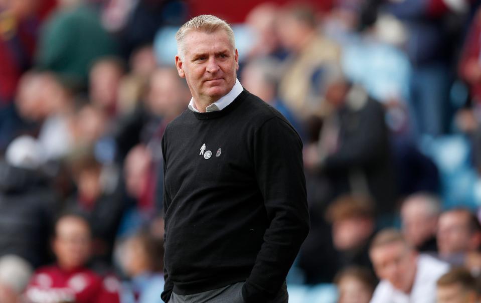 Aston Villa head coach Dean Smith standing | Arsenal v Aston Villa live stream