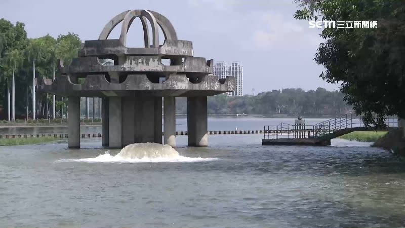 高雄澄清湖，是高雄市的第一大湖，以三橋、六勝、八景為著名景點。（圖／資料照）