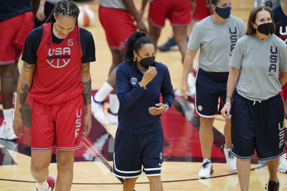 Head coach Dawn Staley, center, coaches during practice for the United States women's basketball team in preparation for the Olympics, Tuesday, July 13, 2021, in Las Vegas. (AP Photo/John Locher)
