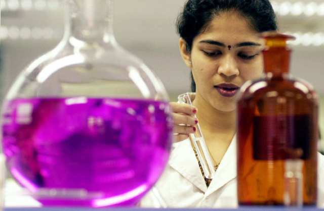 Test media and supplies at the UCLA Clinical Microbiology Laboratory. <span class="copyright">(Brian van der Brug / Los Angeles Times )</span>