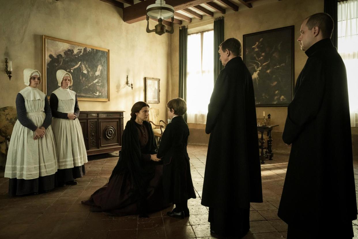 <span>Barbara Ronchi and Enea Sala, centre, as Marianna Mortara, visiting her son, Edgardo, in Kidnapped.</span><span>Photograph: Anna Camerlingo</span>