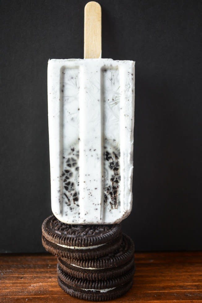 <strong>Get the <a href="http://theviewfromgreatisland.com/cookies-and-coconut-cream-popsicles/" target="_blank">Cookies And Coconut Cream Popsicle recipe </a>from&nbsp;The View from Great Island</strong>