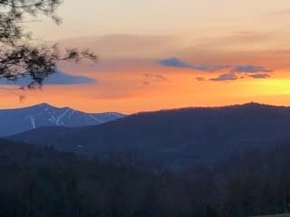 Sunset view of mountain in Vermont