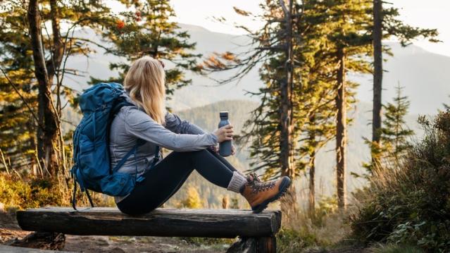 Why Some Prefer Old-Fashioned Thermoses To Temperature Control Mugs