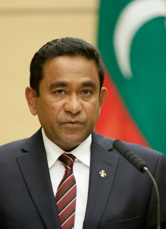 Opposition sources said ex-president Mohamed Nasheed Nasheed has been meeting Maldives opposition groups in Sri Lanka in recent days to hatch a plan to topple President Abdulla Yameen