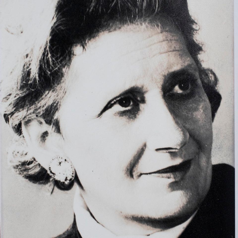 Else Mayer-Lismann, godmother to Serena Davies - Rii Schroer