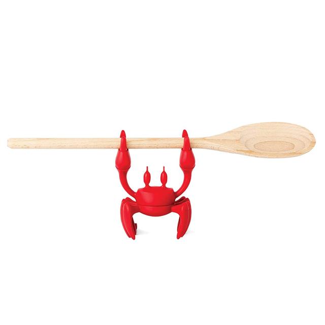 TikTok Fell in Love with This Tiny Crab Spoon Holder—and So Will You