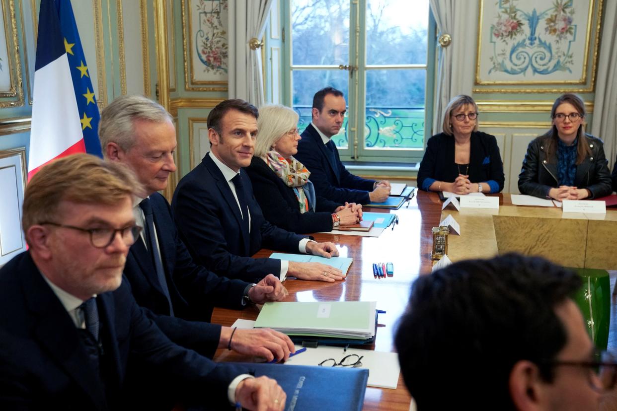 Le premier conseil des ministres du gouvernement de Gabriel Attal s'est tenu ce vendredi matin. Emmanuel Macron a demandé aux ministres de 