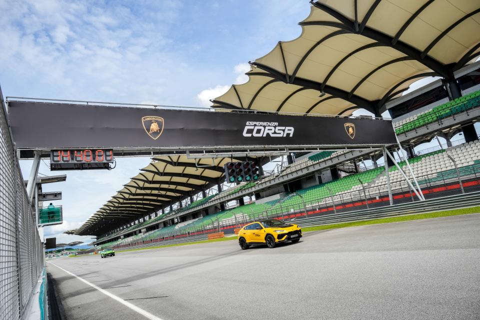 Lamborghini Esperienza Sepang 8 May (30).jpg