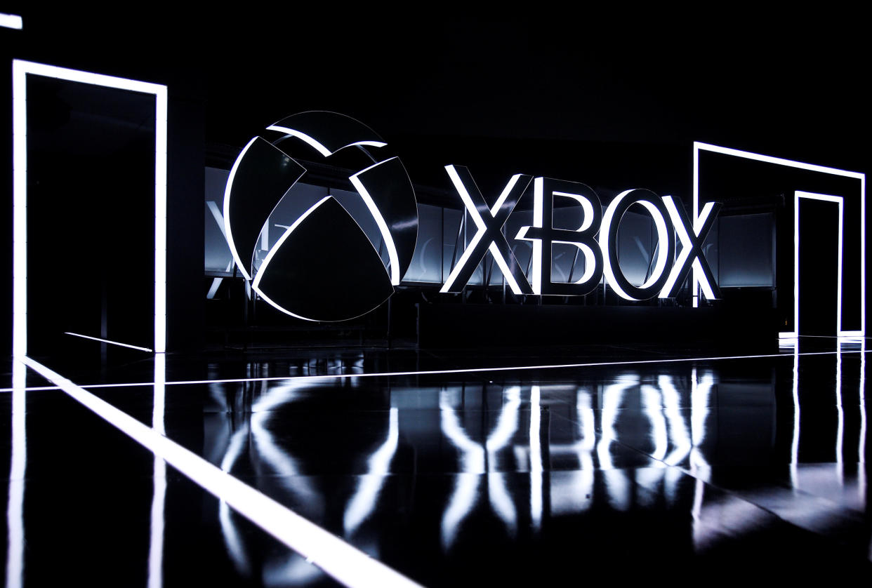 The Xbox logo is seen while gamers wait for the Microsoft Xbox E3 2017 media briefing in Los Angeles, California, U.S., June 11, 2017. REUTERS/Kevork Djansezian