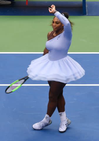 Serena Williams' Most Iconic Outfits From the Carpet to the Court - Yahoo  Sports