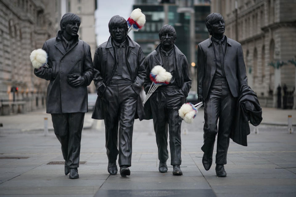 Liverpool pays tribute to comedian Ken Dodd