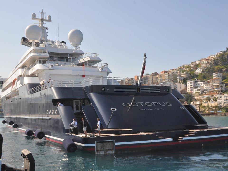 octopus paul allen luxury yacht