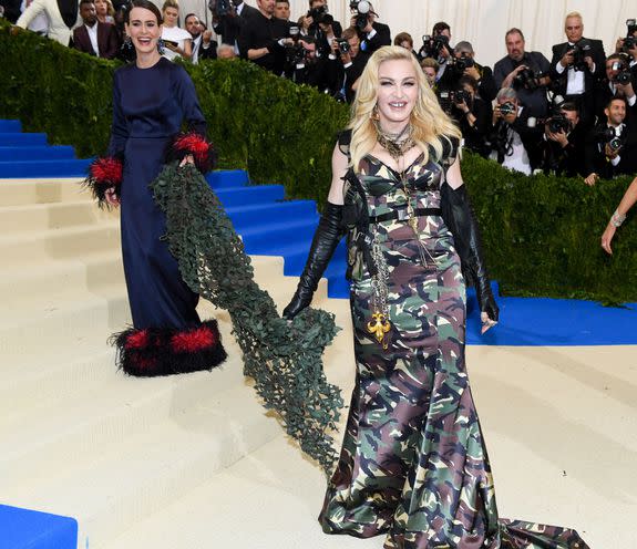 Sarah Paulson Reacts to Madonna at Met Gala - Sarah Paulson, Madonna Met  Gala 2017