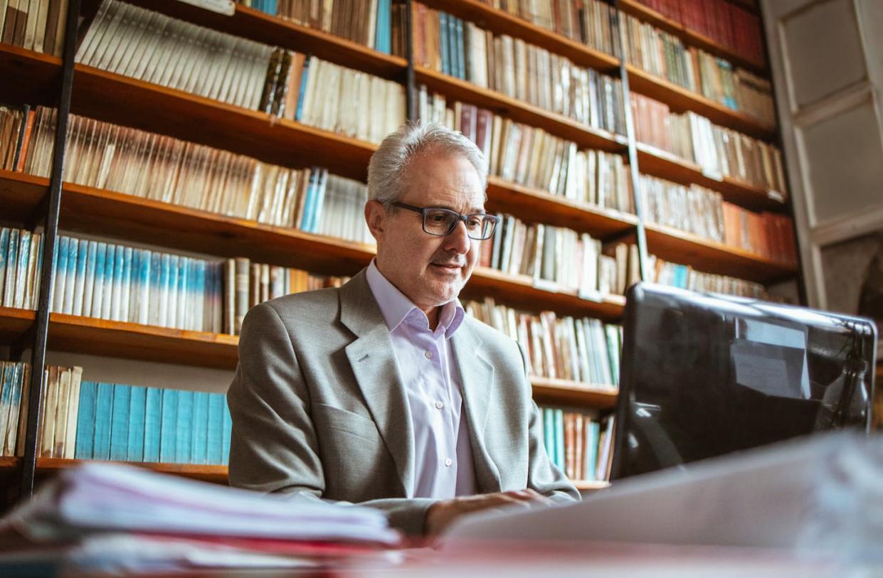 Quality in academic research can be compromised when diversity of experience is lacking among the reviewers. <a href="https://www.gettyimages.com/detail/photo/middle-aged-men-in-a-library-royalty-free-image/1369631769?phrase=professor+at+computer&adppopup=true" rel="nofollow noopener" target="_blank" data-ylk="slk:Ika84 via Getty Images;elm:context_link;itc:0;sec:content-canvas" class="link ">Ika84 via Getty Images</a>