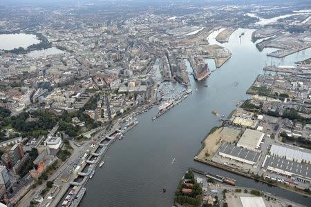 General view of the harbour of Hamburg with construction site of the Philharmonic Hall and Harbour City, September 23, 2012.REUTERS/Fabian Bimmer