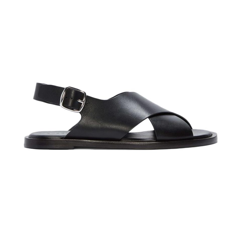 <p><a href="https://go.redirectingat.com?id=74968X1596630&url=https%3A%2F%2Fwww.everlane.com%2Fproducts%2Fwomens-city-crossover-sandal-black&sref=https%3A%2F%2Fwww.elle.com%2Ffashion%2Fshopping%2Fg60398870%2Fbest-sandals-for-wide-feet%2F" rel="nofollow noopener" target="_blank" data-ylk="slk:Shop Now;elm:context_link;itc:0;sec:content-canvas" class="link ">Shop Now</a></p><p>The City Crossover Sandal</p><p>everlane.com</p><p>$150.00</p>