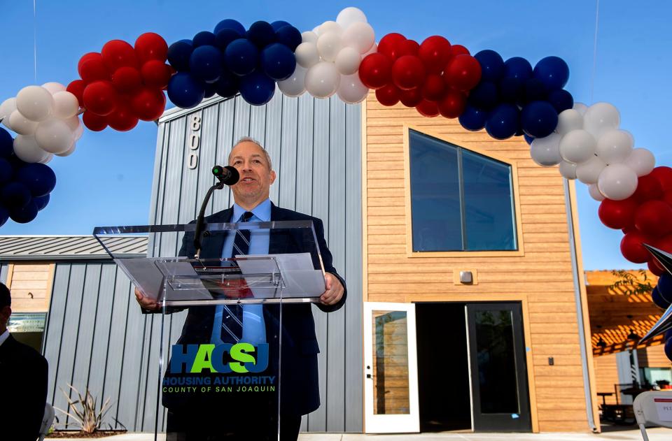 Housing Authority of San Joaquin County executive director Peter Ragsdale speaks at the ribbon cutting for the Victory Gardens veteran housing in French Camp on Thursday, Oct. 6, 2022.