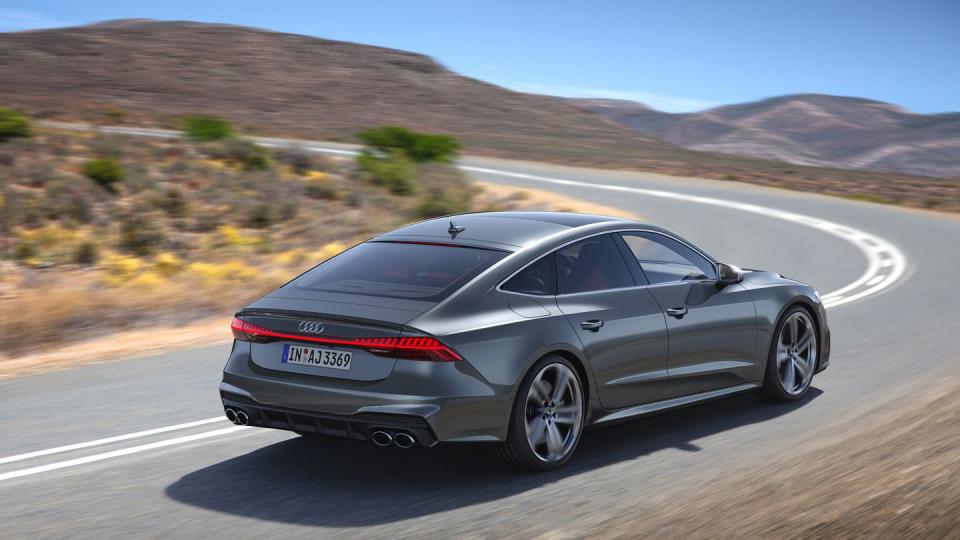 View Photos of the 2020 Audi S7