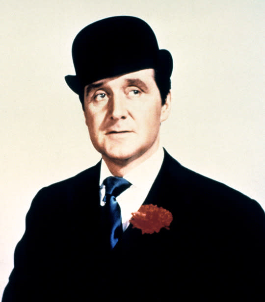 Patrick Macnee, star of TV’s “The Avengers,” passed away June 25 at his California home at the age of 93. Born in London, Macnee served in the Royal Navy before starting his acting career; in 1961, he landed his signature role as suave secret agent John Steed on “The Avengers.” The British series became a hit in the U.S. and ran until 1969. Macnee later guest starred on “Murder, She Wrote” and “The Love Boat,” and narrated the opening credits of ABC’s original “Battlestar Galactica.” (Credit: Everett)
