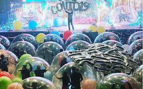 The Flaming Lips' 'space bubble' gig - Instagram