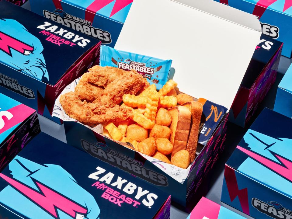 The MrBeast box includes chicken fingers, fries, cheddar bites, Texas toast, Zaxby’s signature sauces and a new formulated milk chocolate bar.