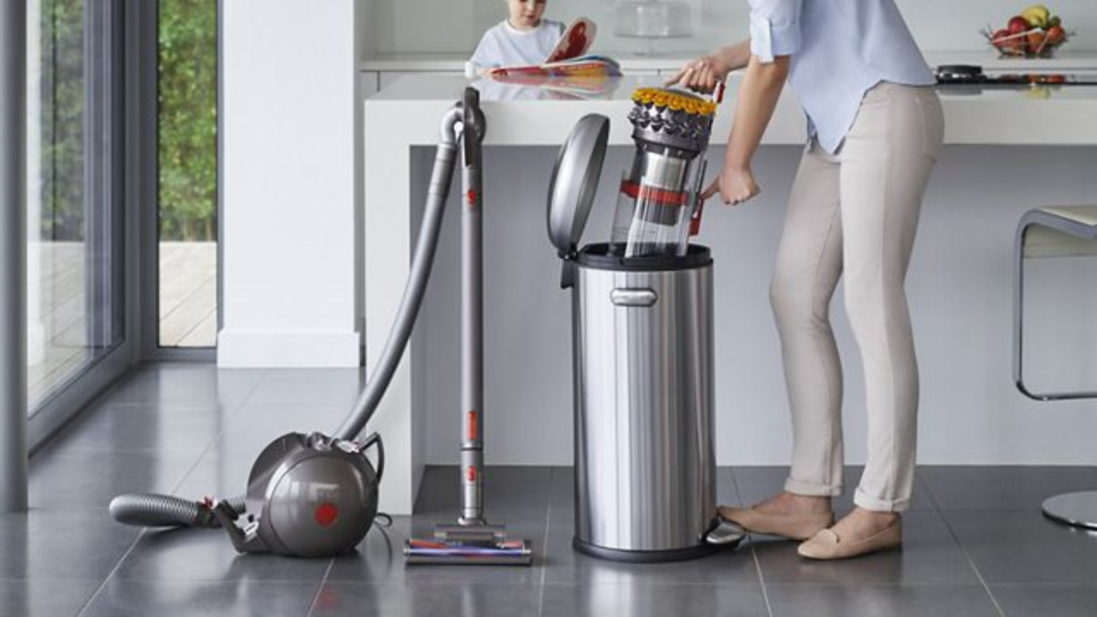 $200 this Reviewed-approved Dyson vacuum today at Walmart