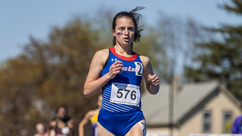 Former Oxbow Union High School Isabella Giesing competes for UMass Lowell track and field.