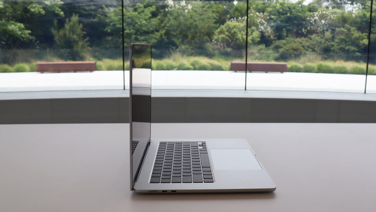  15-inch MacBook Air 