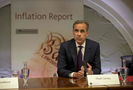 Bank of England Governor Mark Carney speaks during the bank's quarterly inflation report news conference at the Bank of England in London, Britain May 13, 2015. REUTERS/Matt Dunham/pool