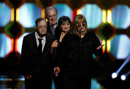 FILE PHOTO: (L-R) Actors David L. Lander, Michael McKean, Cindy Williams and Penny Marshall accept an award during the 10th Anniversary TV Land Awards in New York April 14, 2012. REUTERS/Eric Thayer/File Photo