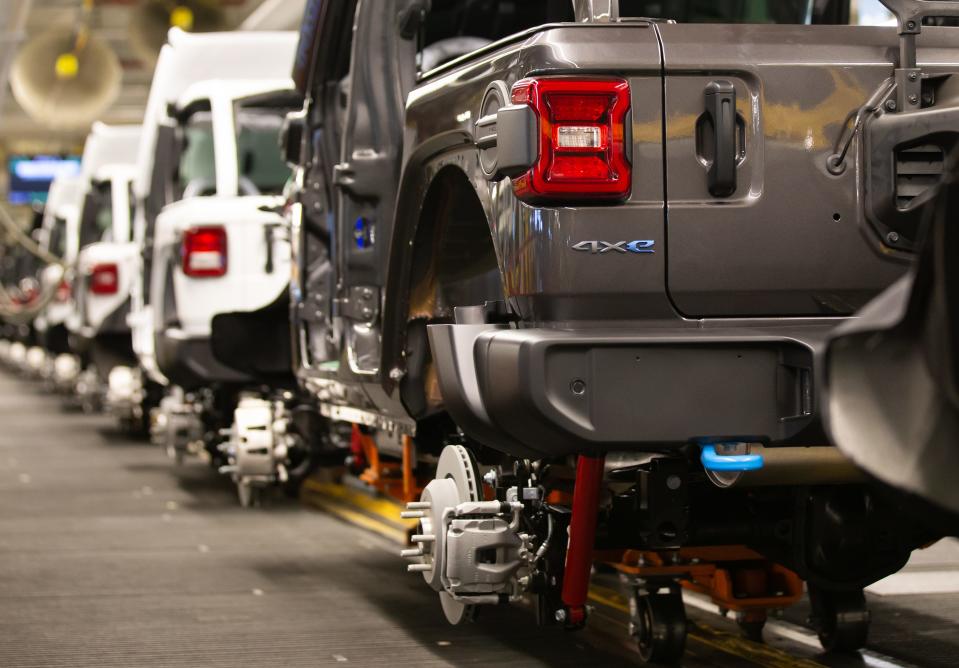 The 2021 Jeep Wrangler 4xe on the assembly line at FCA’s Toledo North Assembly Plant.