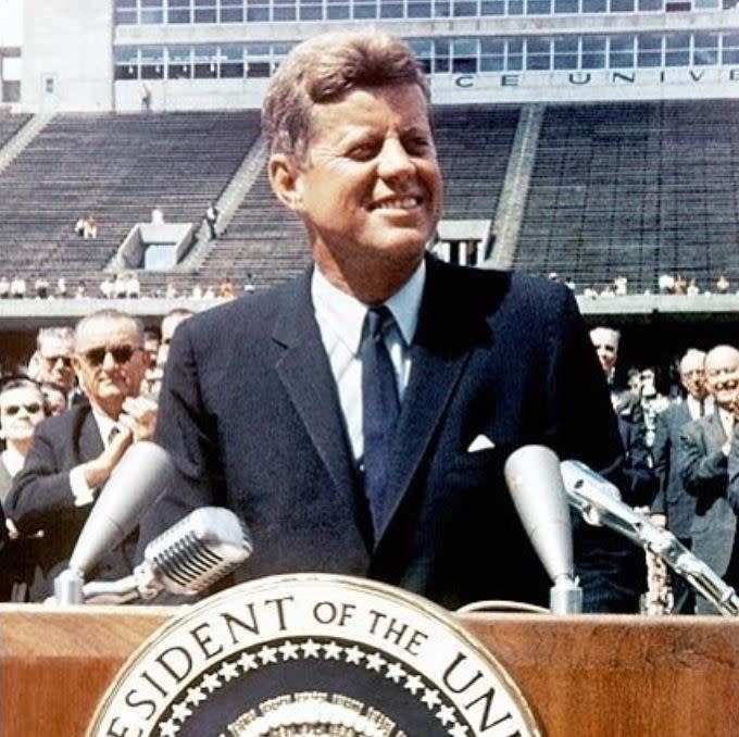  甘迺迪總統的名言就是：「備戰才有和平。」 （圖／翻攝自甘迺迪ig）