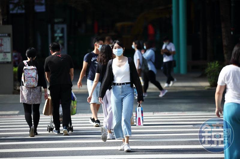 北部、東半部大多為晴朗炎熱的天氣，氣象局也針對北北基宜等7縣市發布高溫警示。（本刊資料照）