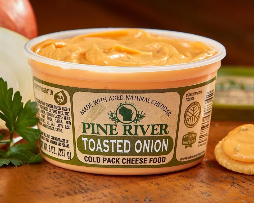 Pine River’s Toasted Onion Cold Pack Cheese Spread