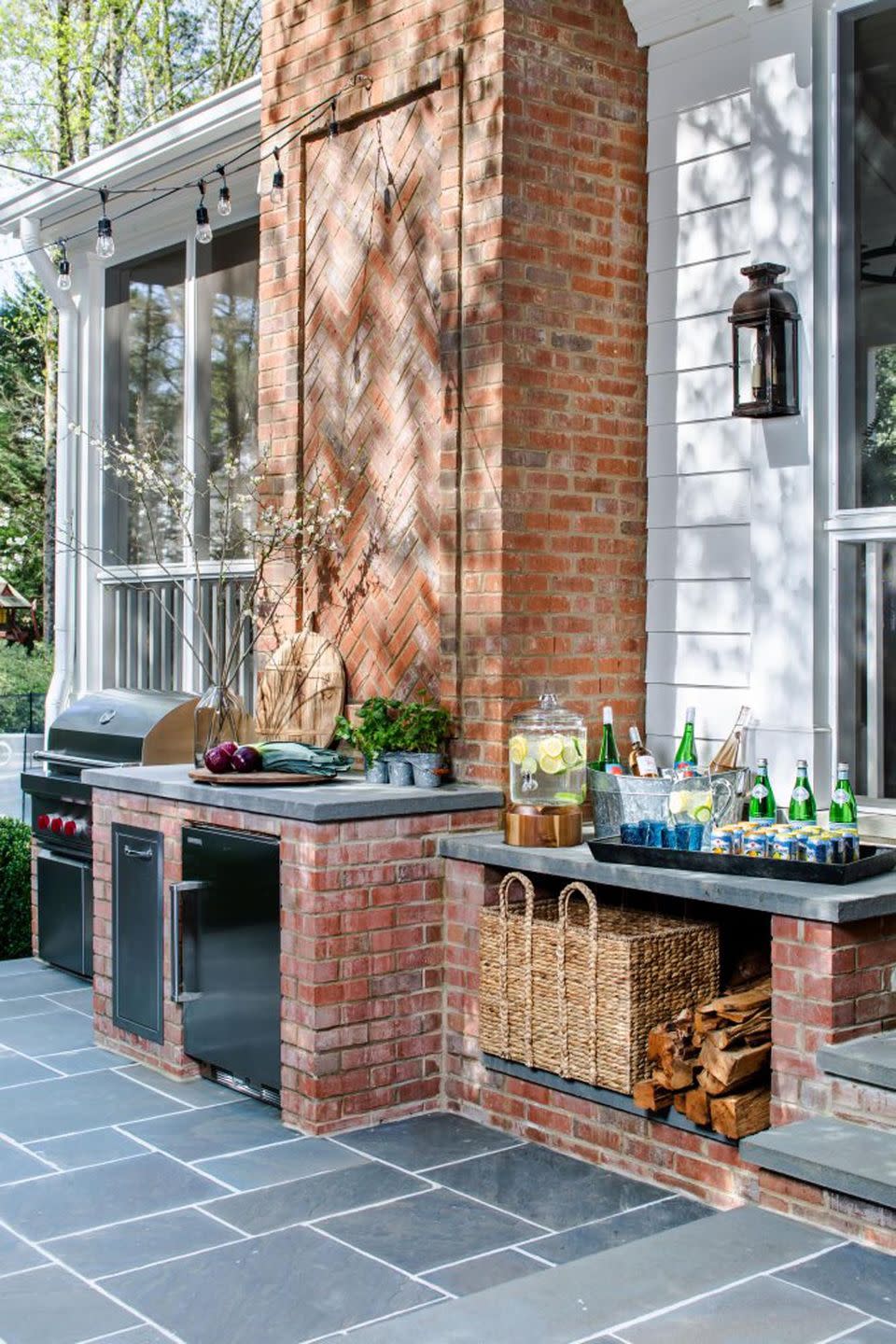 best outdoor kitchen decor