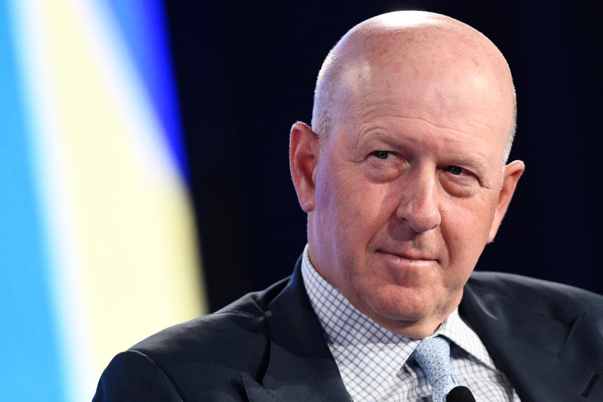 Goldman CEO David Solomon sees only 35% chance of soft landing, stocks lower in 2023