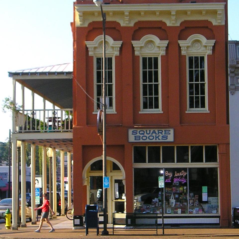 Square Books, Oxford MS