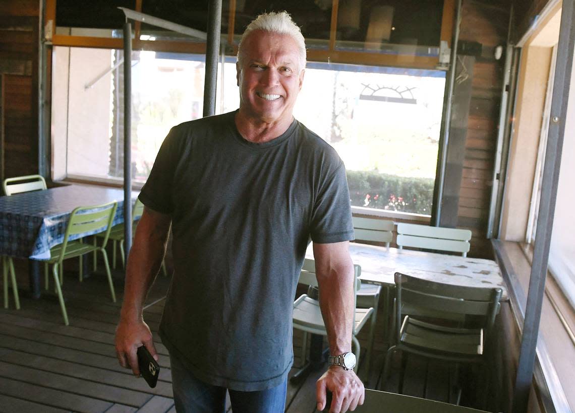 Restaurateur David Fansler at his Pismo’s Coastal Grill location in north Fresno’s Villagio shopping center in a 2020 file photo. Fansler owns PIsmo’s, Westwoods BBQ and Yosemite Ranch. He also founded Tahoe Joe’s.