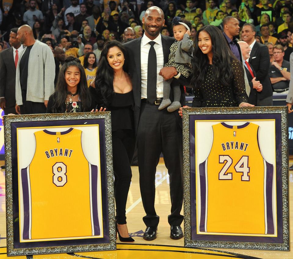 Kobe Bryant Ends 20-Year NBA Career by Scoring 60 Points During Final Game