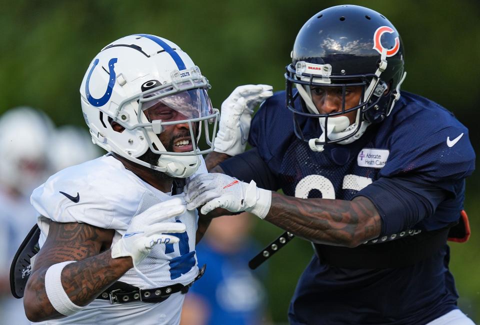 Indianapolis Colts wide receiver Amari Rodgers (3) rushes up the field against Chicago Bears cornerback Greg Stroman Jr. (27) on Thursday, Aug. 17, 2023, during training camp.