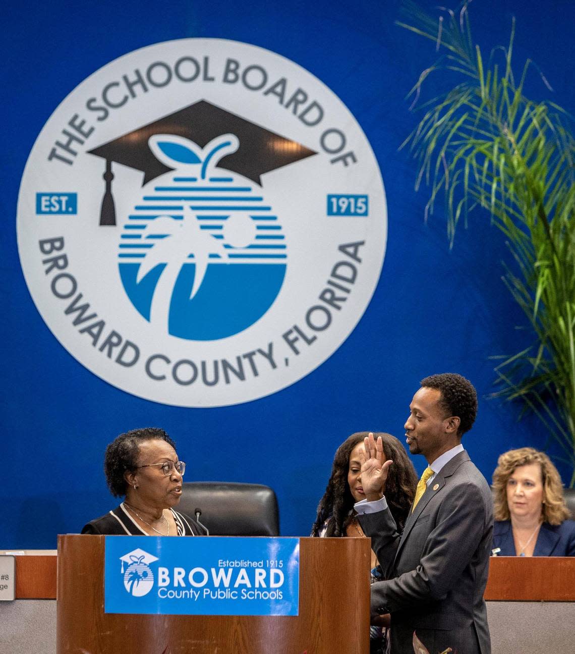 Torey Alston, District 2, raises his right hand as Dr. Earline Smiley administers the oath during an Aug. 30, 2022, swearing-in ceremony at the Kathleen C. Wright Administration Center, 600 SE Third Ave. in Fort Lauderdale. Alston is one of four Broward School Board members appointed by Gov. Ron DeSantis on Aug. 26 after he suspended four sitting board members. Alston is the new chair.