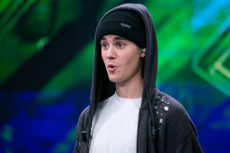 Auch er war in den Braun-Swift-Zwist involviert: Justin Bieber soll Taylor Swift auf Geheiß von Scooter Braun online gemobbt haben. Immerhin: Inzwischen hat Bieber sich öffentlich bei Swift entschuldigt. (Bild: Pablo Cuadra/Getty Images)