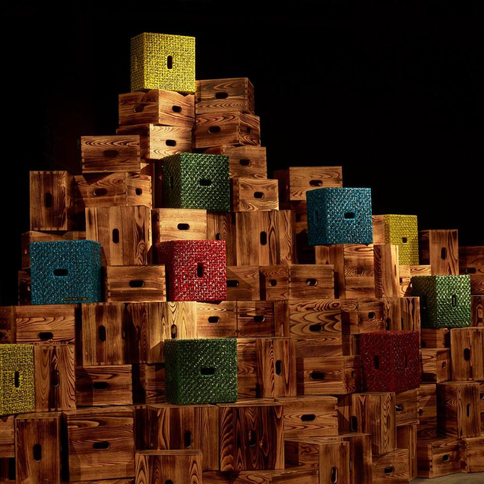 a stack of wood pallets